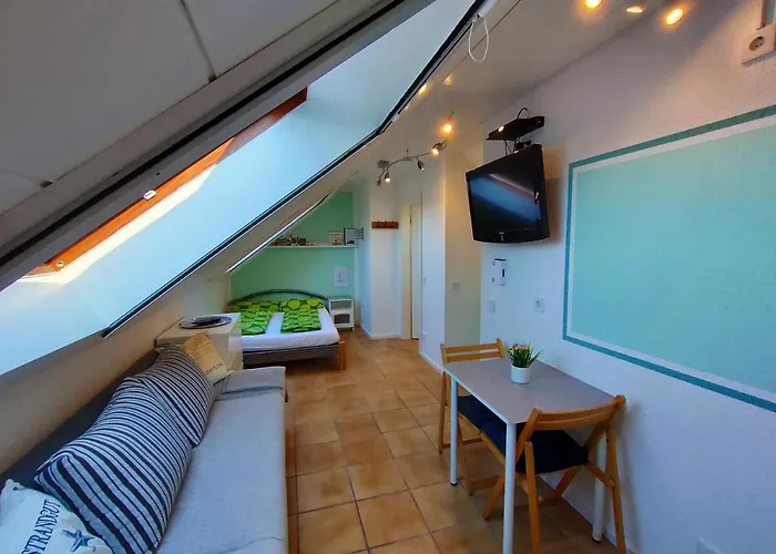 Auszeit Im Gruenen - Ferienwohnung In Huenxe